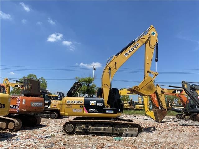 CAT 323D Верижен екскаватор