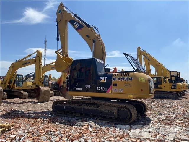 CAT 323D Верижен екскаватор