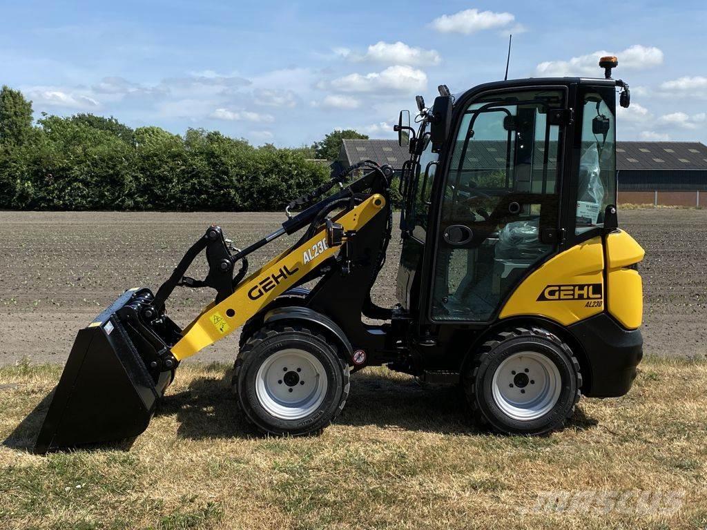 Gehl AL230 Колесни товарачи