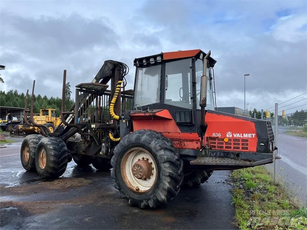 Valmet 836 Форуардери