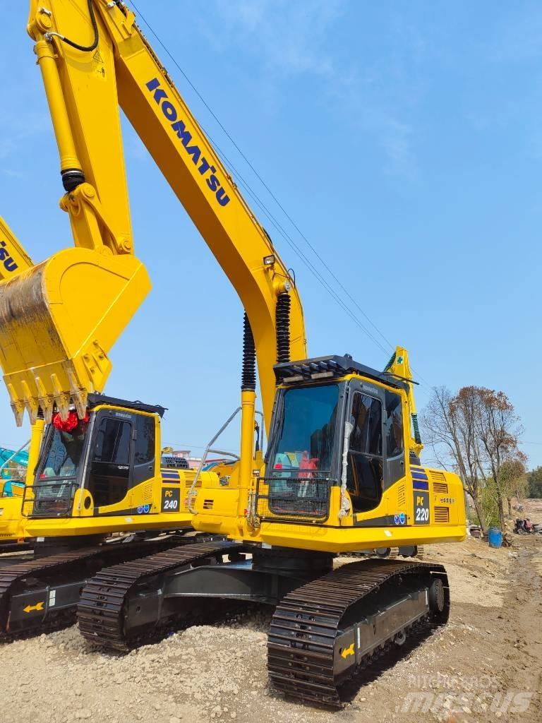 Komatsu PC 220 Верижен екскаватор