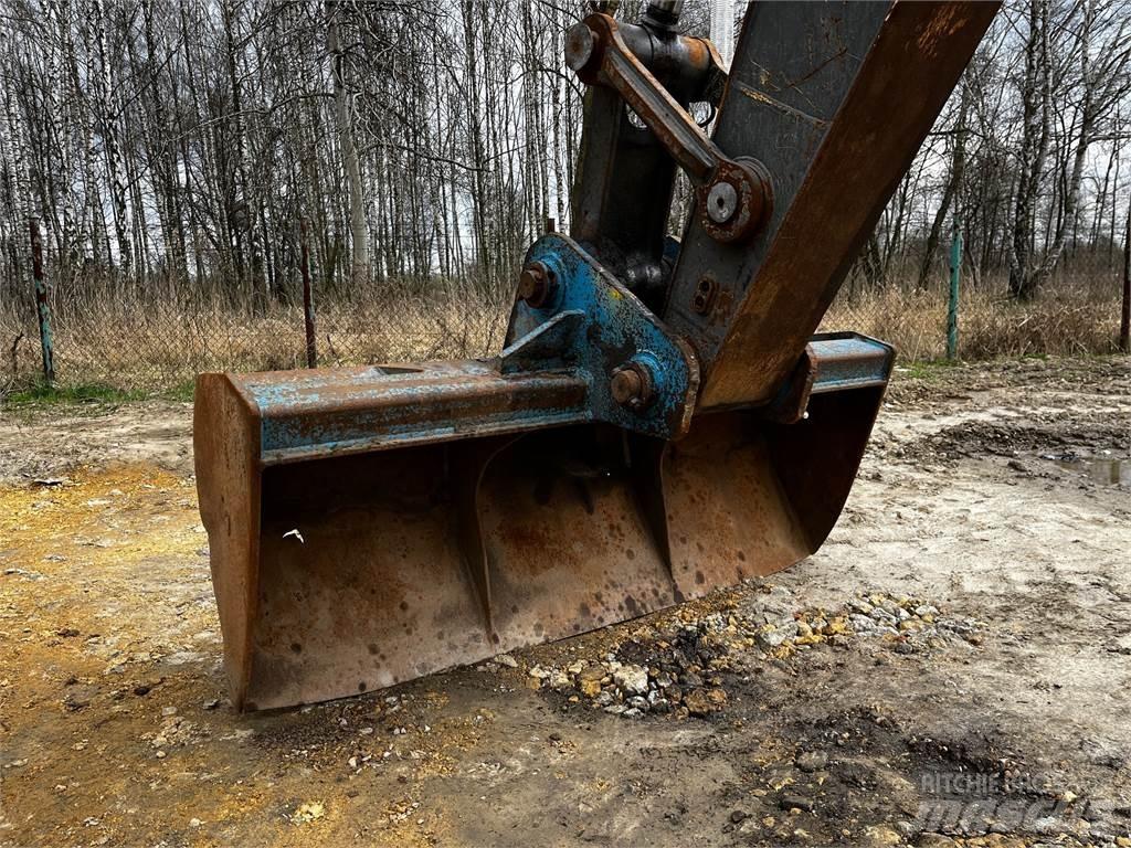  EC210CL Верижен екскаватор