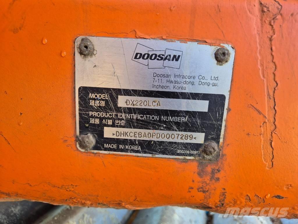 Doosan DX 220 LCA Верижен екскаватор