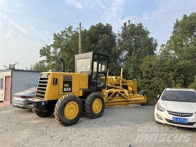Komatsu GD655 Грейдери