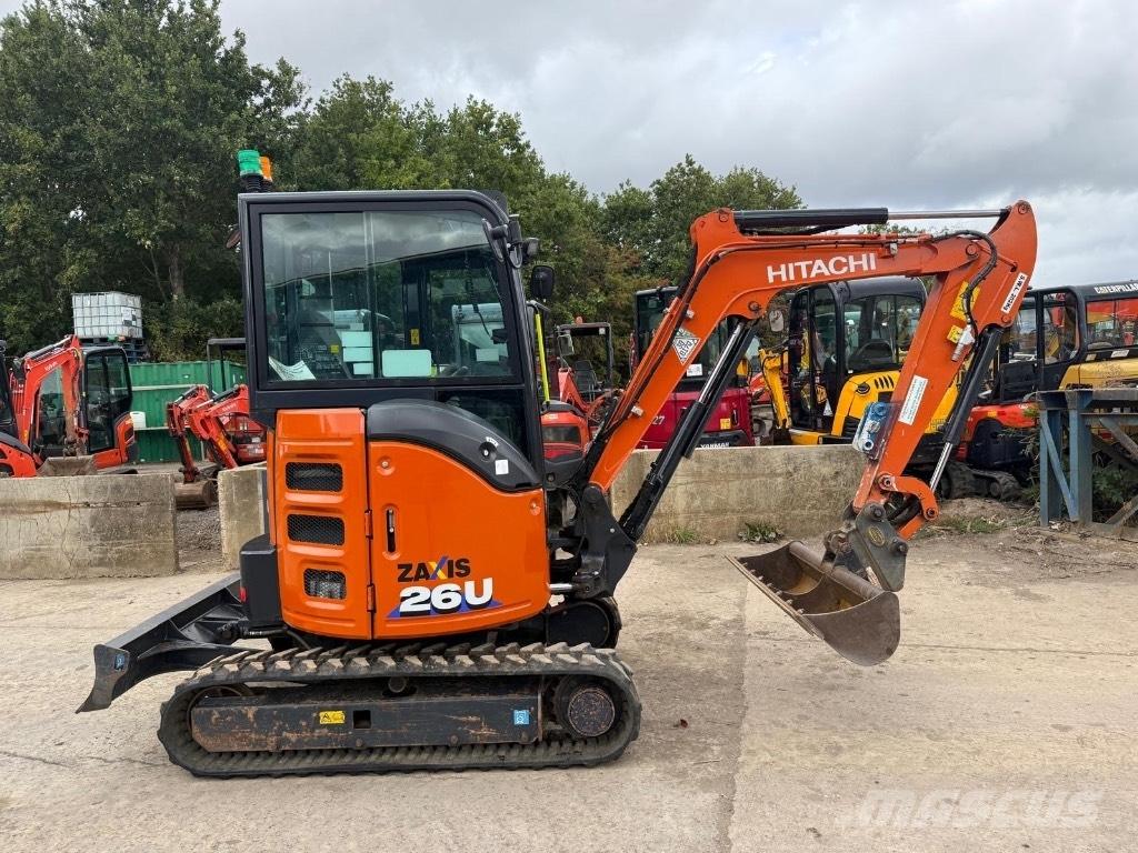 Hitachi ZX 26 U-6 CR Мини екскаватори < 7 т