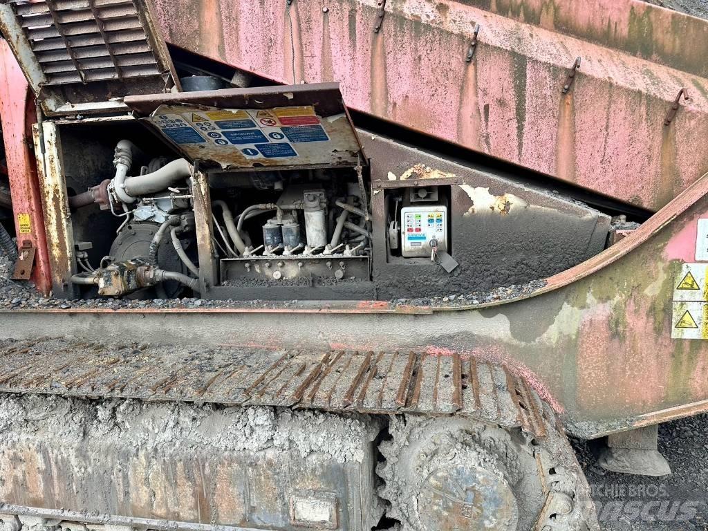 Sandvik QA 440 Мобилни скрийнери
