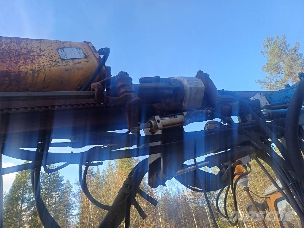 Valmet 802 Трактори