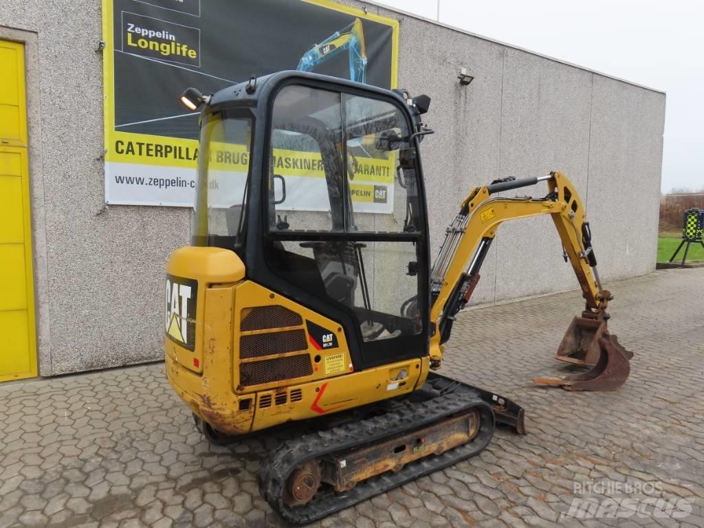 CAT 301.7 D Мини екскаватори < 7 т