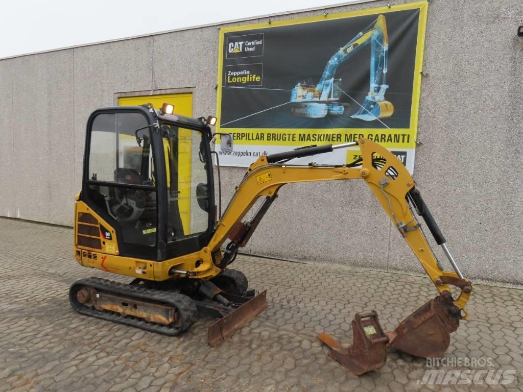 CAT 301.7 D Мини екскаватори < 7 т