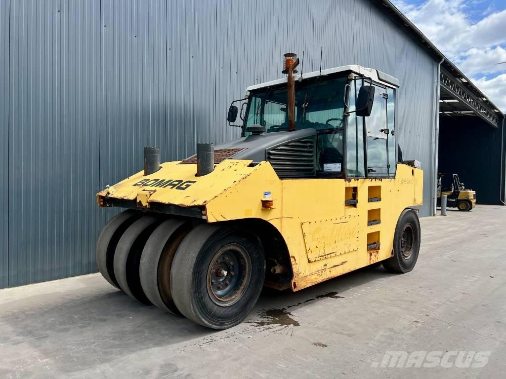 Bomag BW24R Пневматични гумени  ролки
