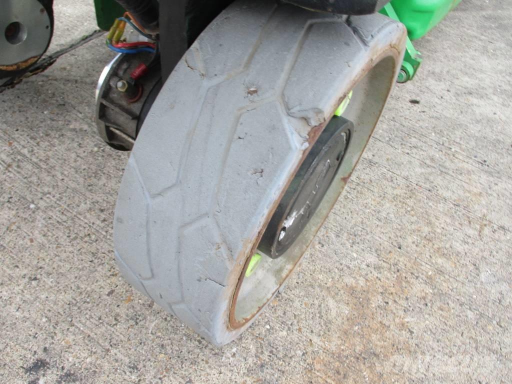 JLG 2632 ES (983) Ножични работни платформи