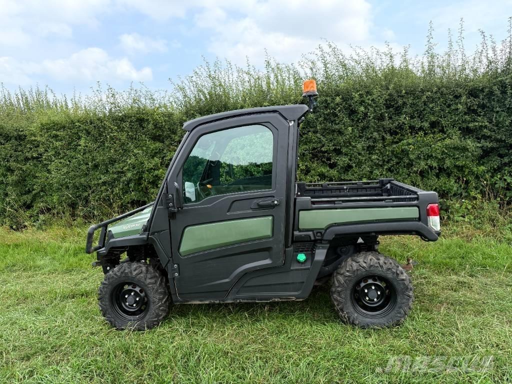John Deere XUV 865 Комунални съоражения