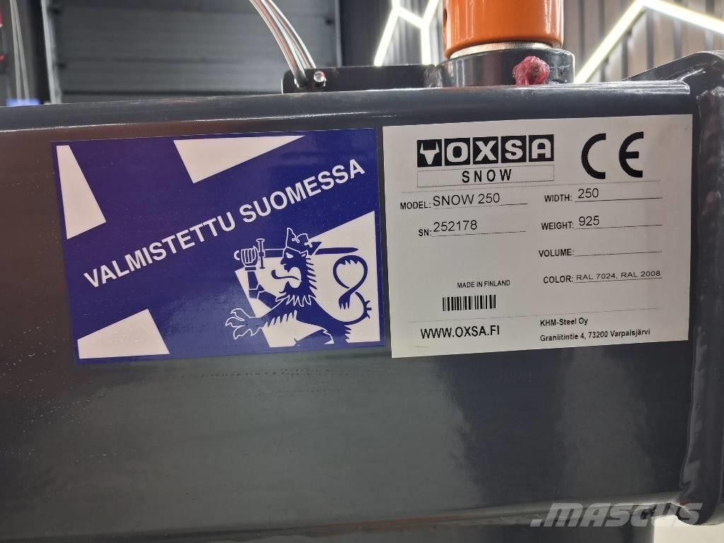 Oxsa SNOW 250 Снегохвъргачки
