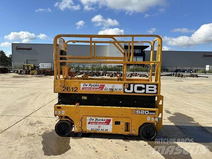 JCB S2032E Ножични работни платформи