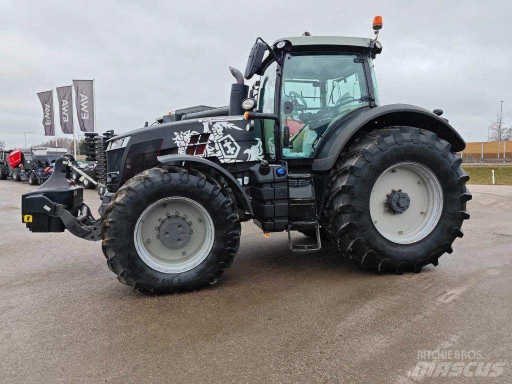 Massey Ferguson 8740 Трактори