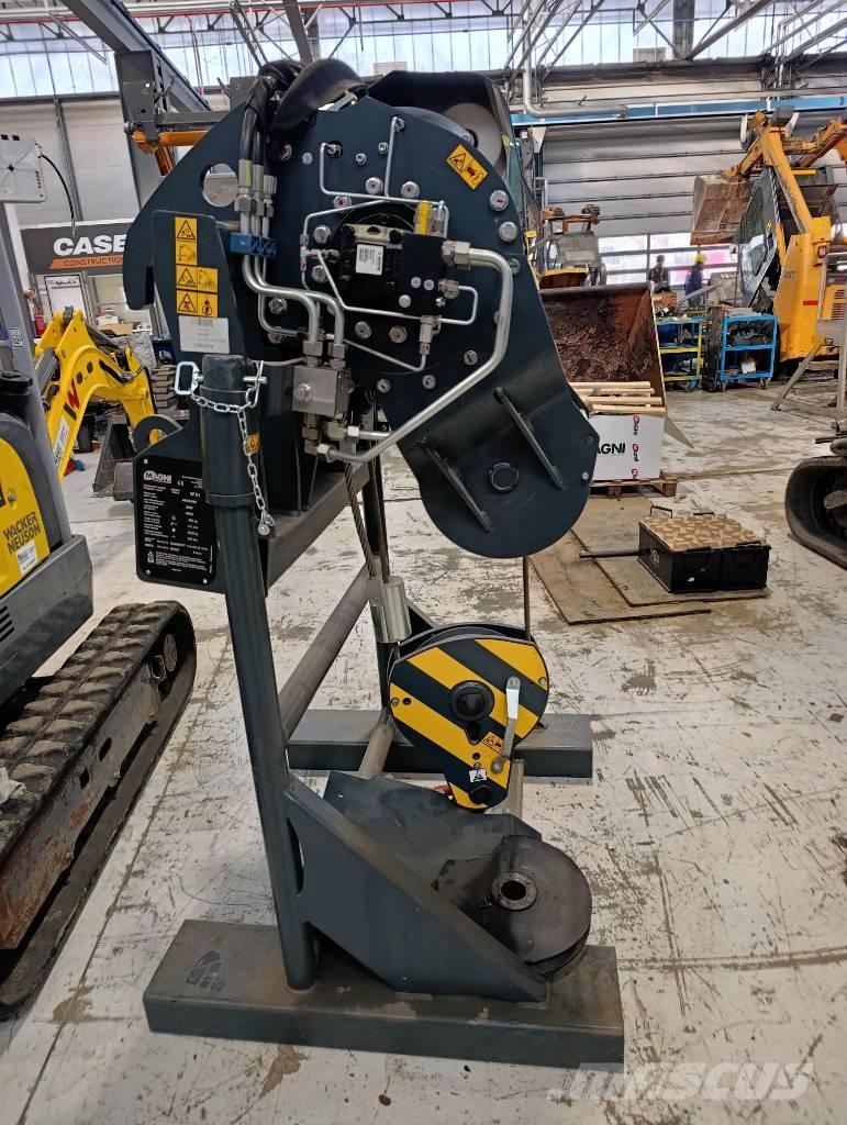 Magni RTH 5.25 Телескопични товарачи