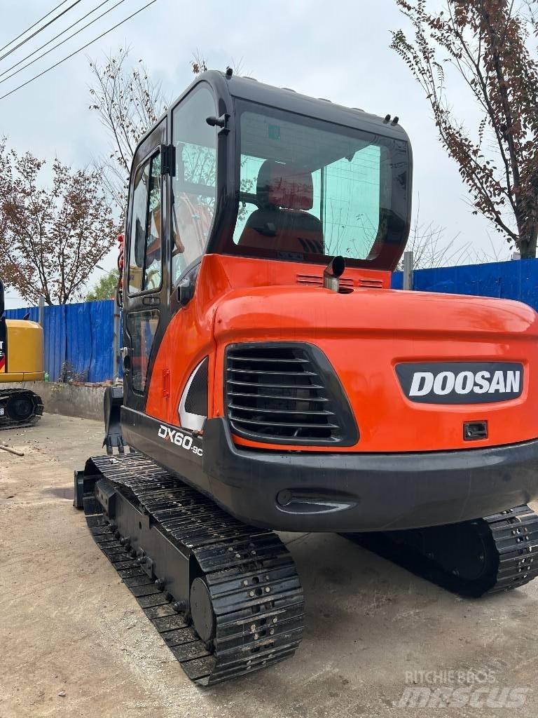 Doosan DX 60 Мини екскаватори < 7 т