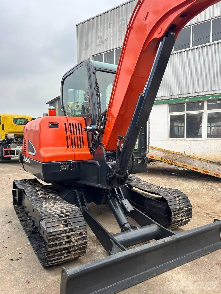 Doosan DX 60 Мини екскаватори < 7 т
