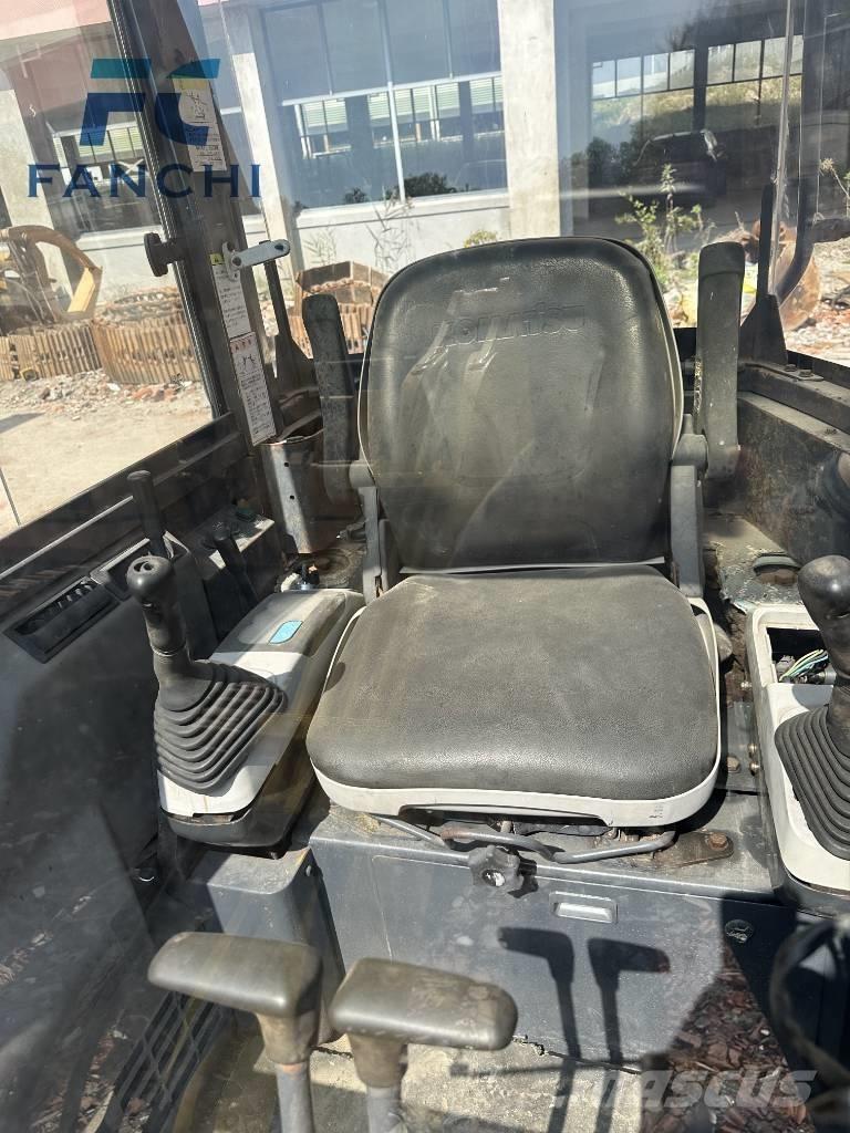 Komatsu PC 35 MR Мини екскаватори < 7 т