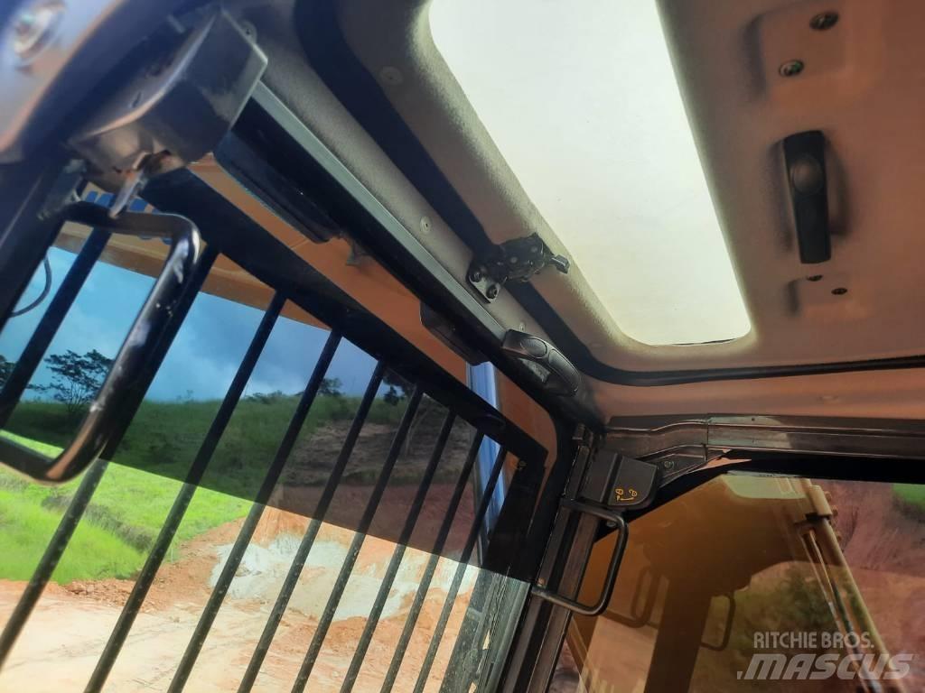 Komatsu PC130 Верижен екскаватор