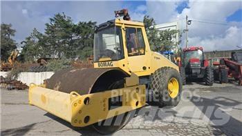 Bomag BW 211 D-40 Двойни барабанни ролки
