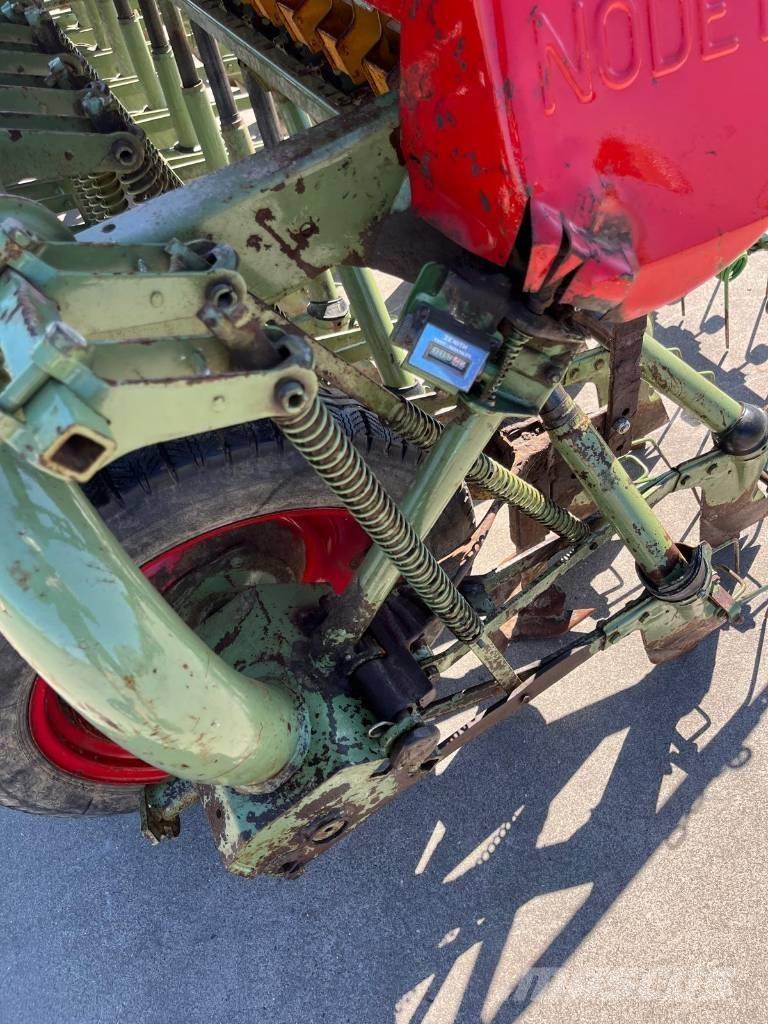 Nodet Zaaimachine Редосеялки