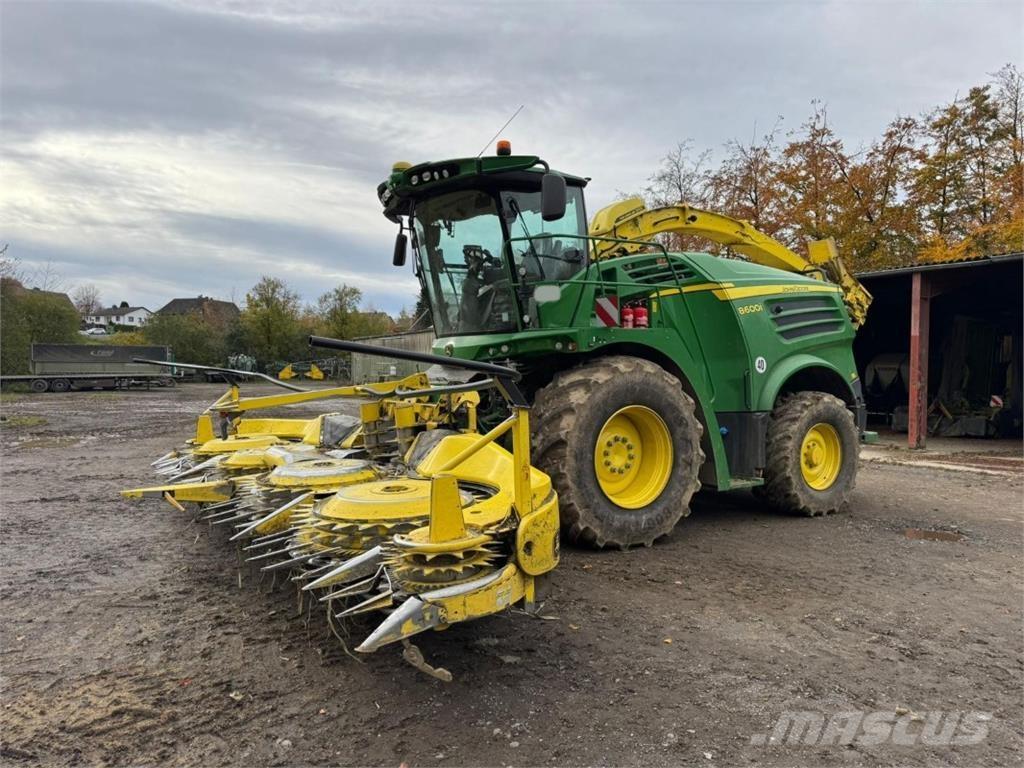 John Deere 8600i Фуражни комбайни