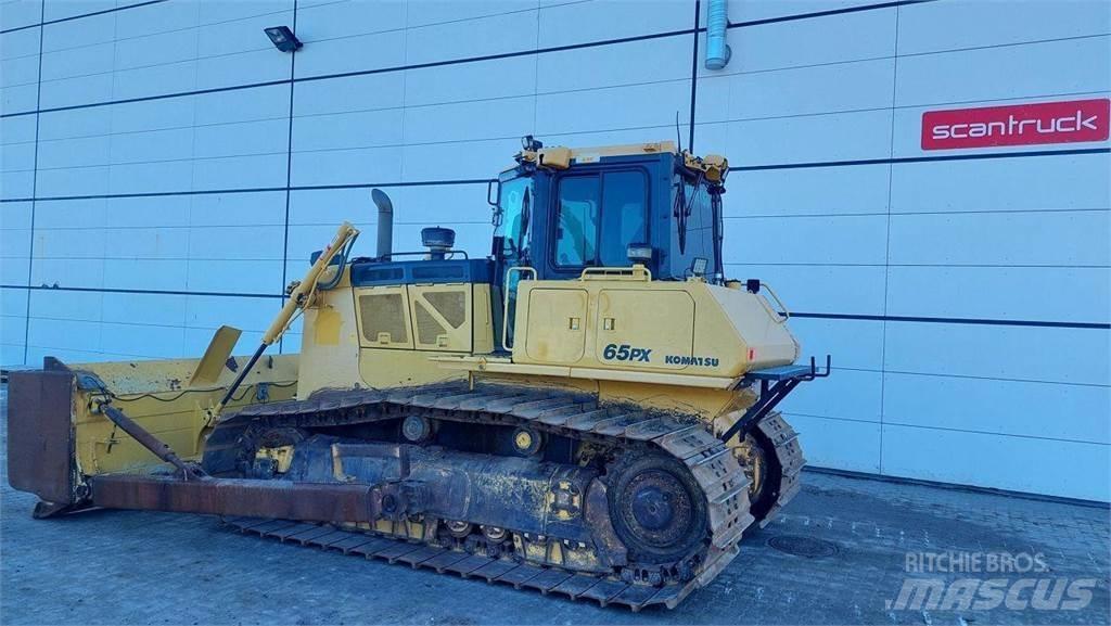 Komatsu D65PX-18 Верижни булдозери
