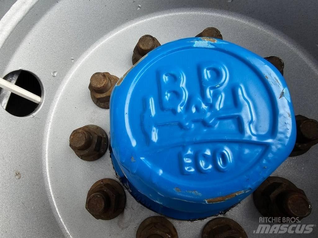 LAG O-3-40 UF Нискотоварни полуремаркета
