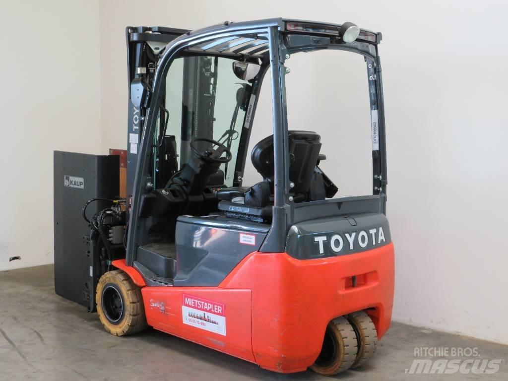 Toyota 8FBE20T Електрически вилични кари-повдигачи