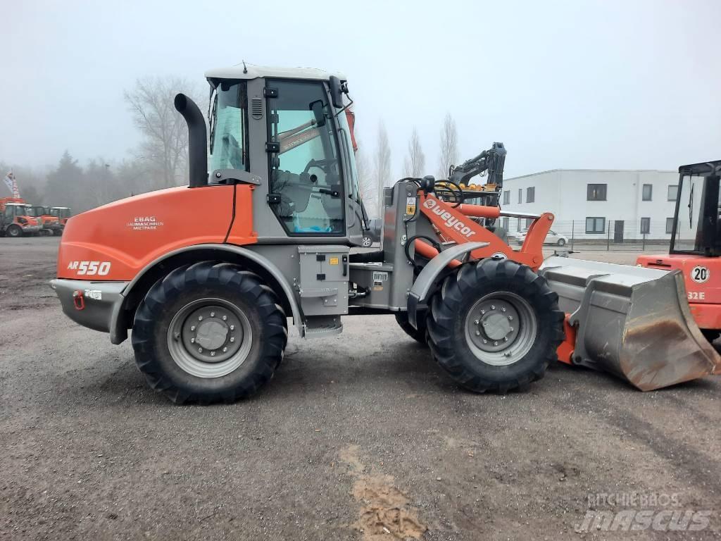 Atlas Weycor AR550 Колесни товарачи