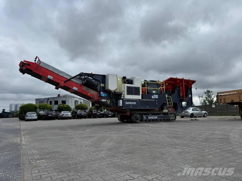 Sandvik QJ 241 Мобилни трошачки
