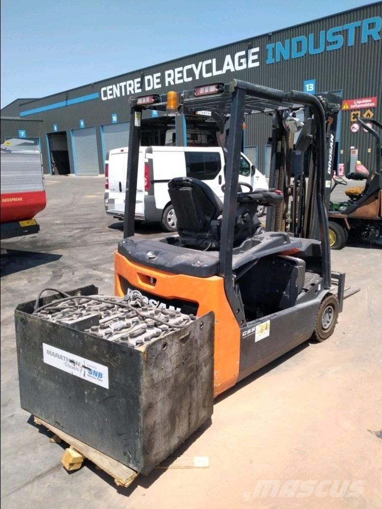 Doosan B 18 T-7 Електрически вилични кари-повдигачи
