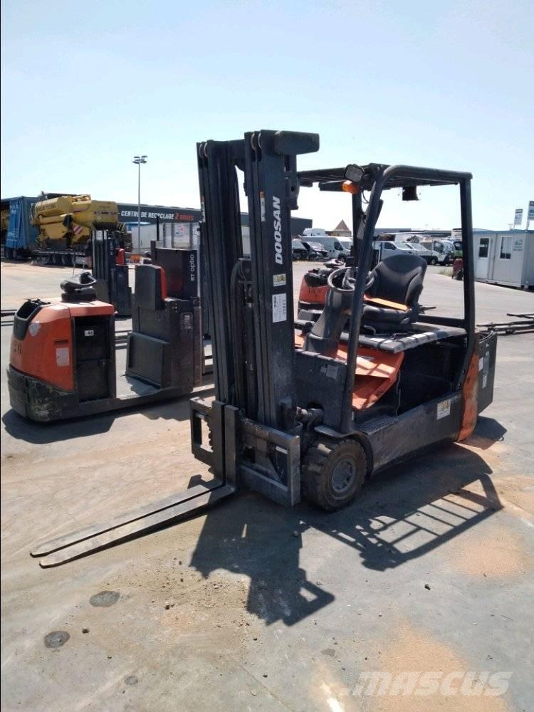 Doosan B 18 T-7 Електрически вилични кари-повдигачи