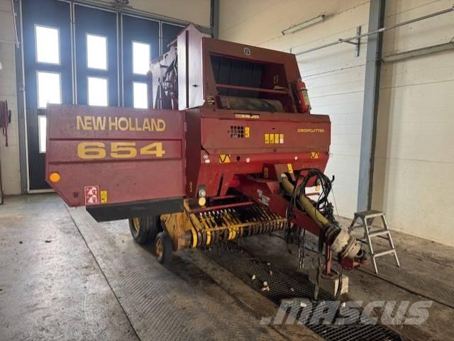 New Holland 654 Сламопреси за кръгли бали
