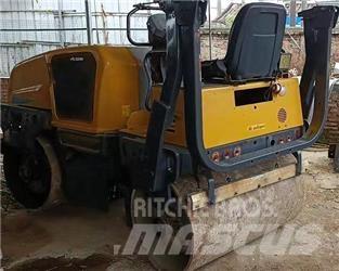  戴勒派克  DYNAPAC1250 Двойни барабанни ролки
