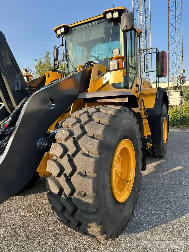 Volvo BM L 120 G Колесни товарачи