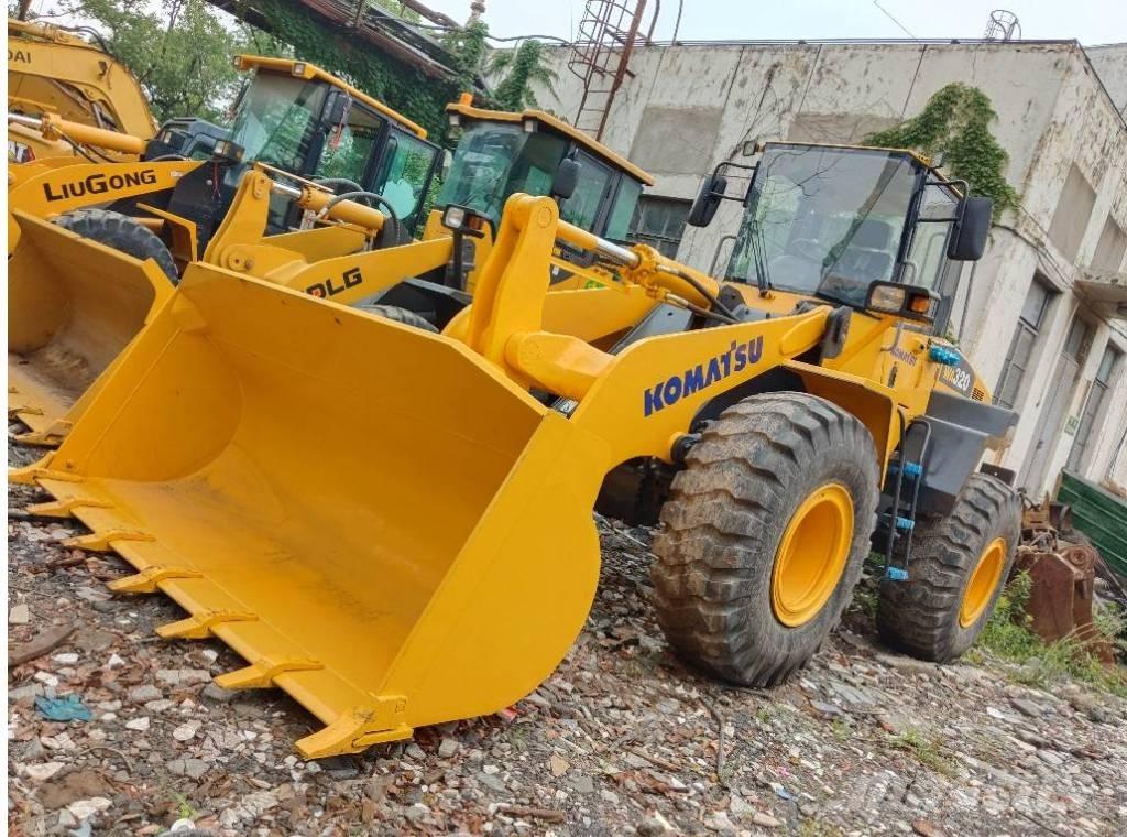 Komatsu WA 320-5 Колесни товарачи