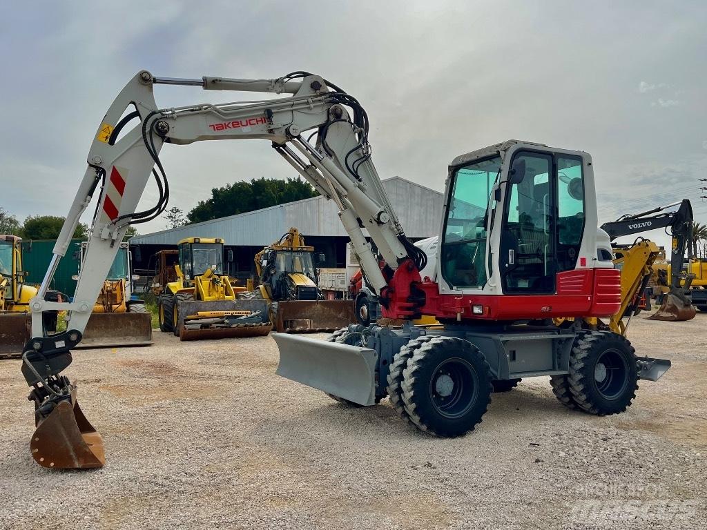 Takeuchi TB 295 Колесни екскаватори