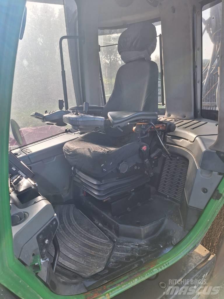 John Deere 1010 E Форуардери