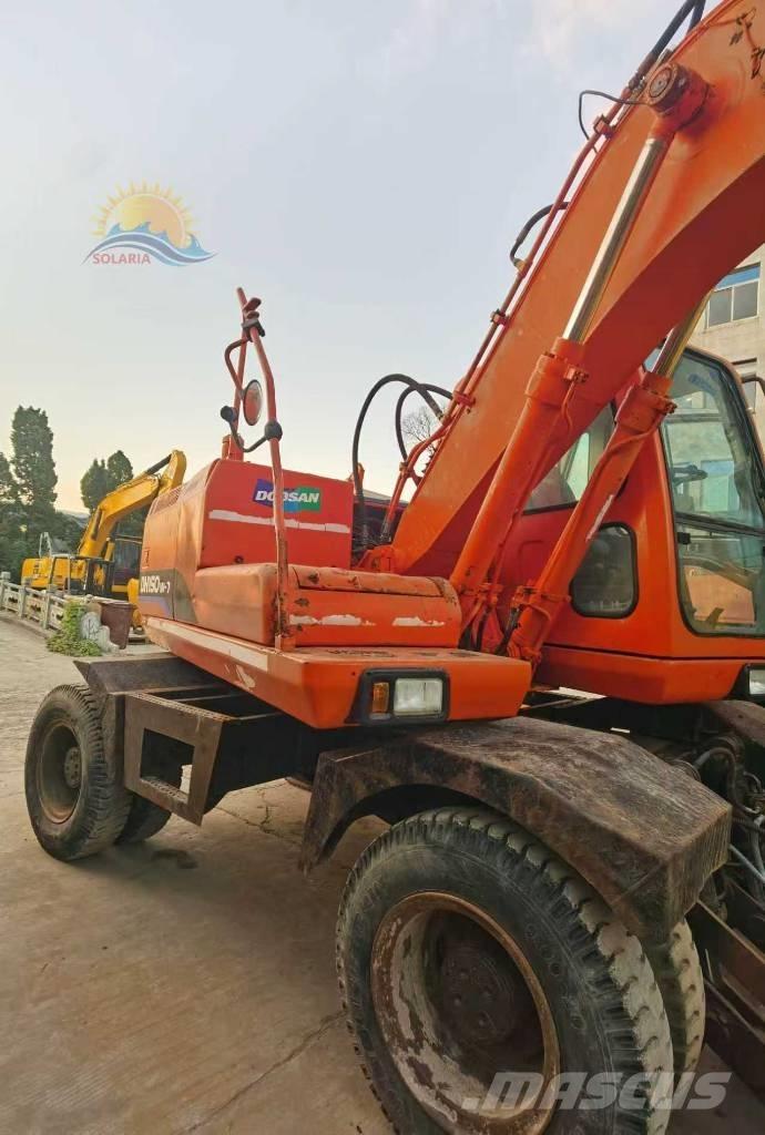 Doosan DH 150 W-7 Колесни екскаватори