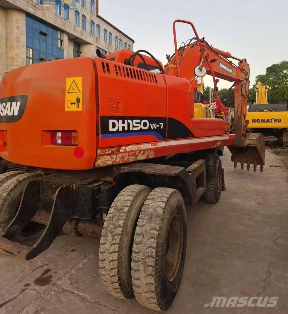 Doosan DH 150 W-7 Колесни екскаватори