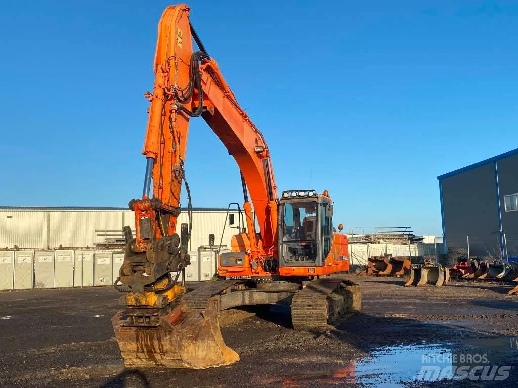 Doosan DX 255 LC Верижен екскаватор