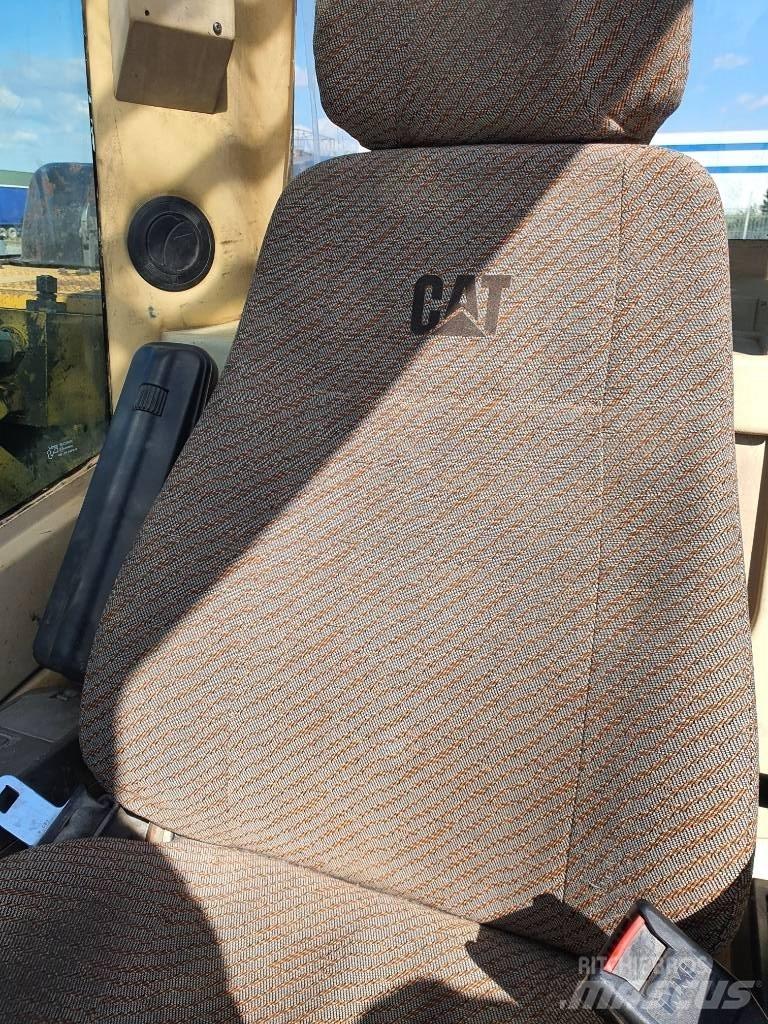 CAT 330 BL UHD Багери за разрушаване

