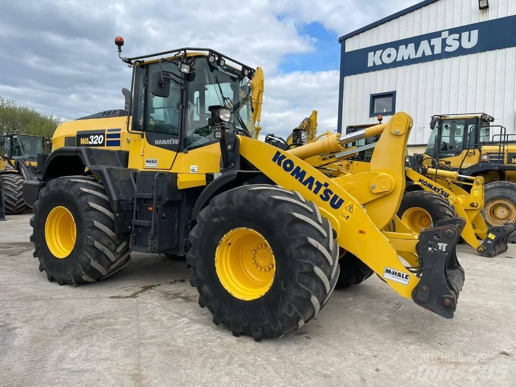 Komatsu WA320-8 Колесни товарачи