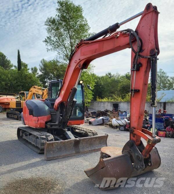 Kubota KX 080-4 Средни екскаватори 7т - 12т
