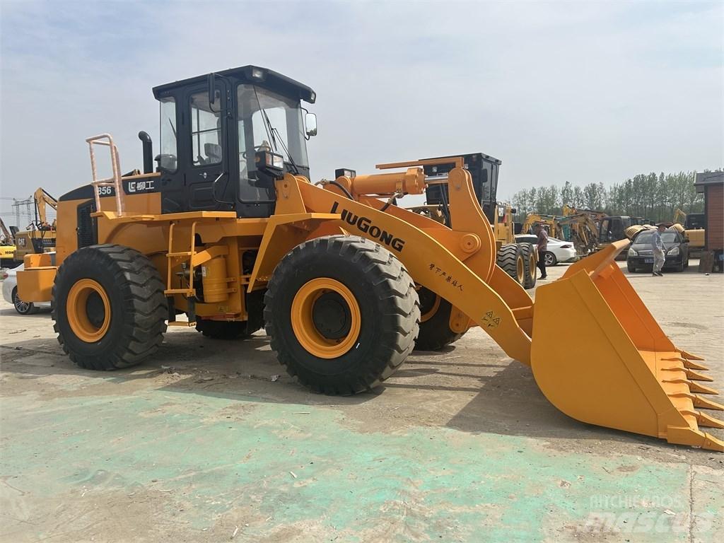 LiuGong 856 Колесни товарачи