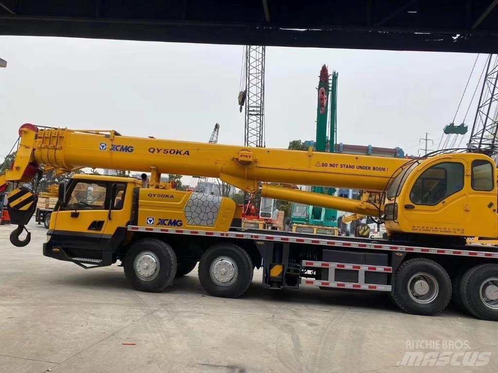 XCMG QY50KC Всъдеходни кранове