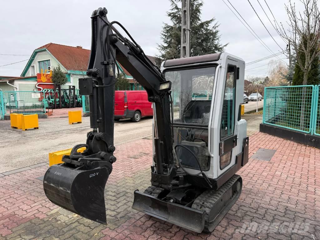 IHI IS-14G3   V-3466 Товарач със заден ексватор