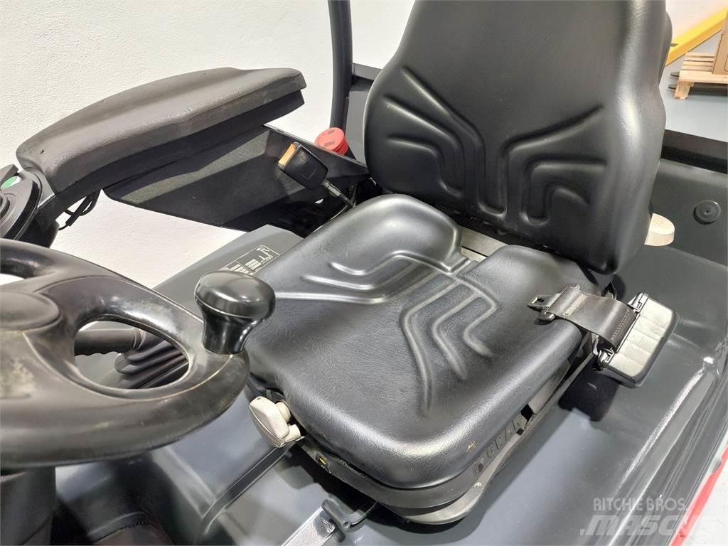 Linde E16 02 Електрически вилични кари-повдигачи